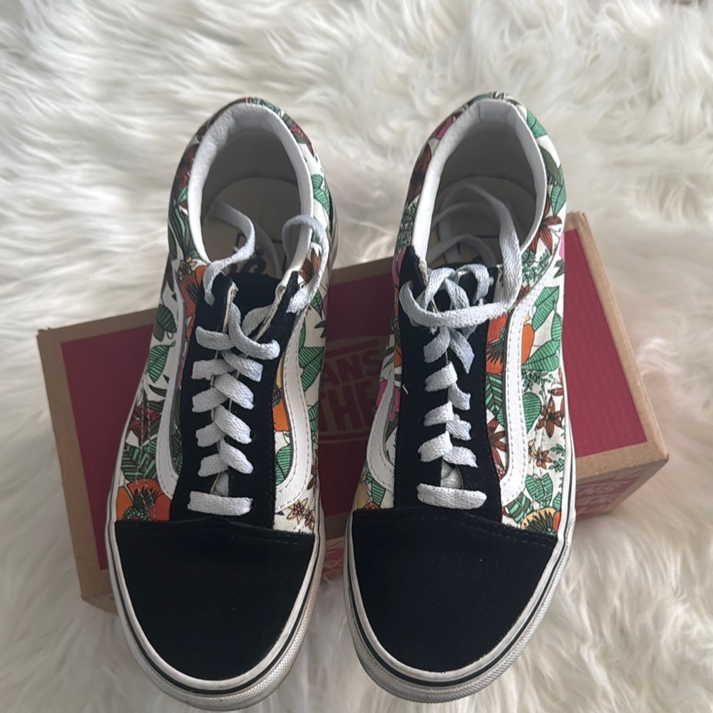 Vans Women's Black and White Floral Sneakers